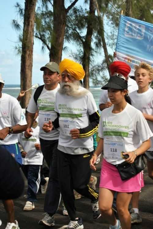 MAURITIUS MARATHON 2013